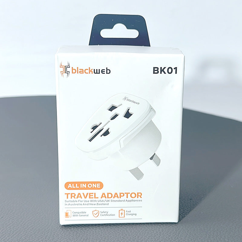 Blackweb all in one travel adapter BK01