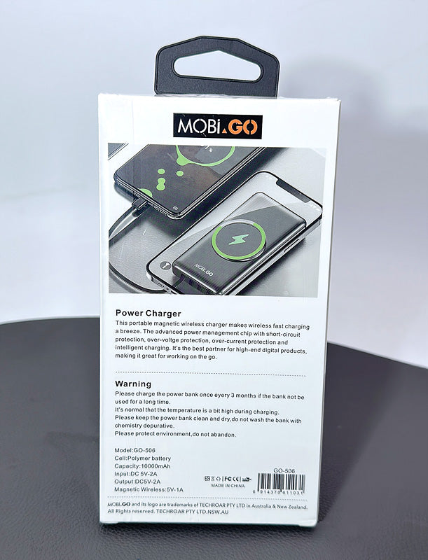 Mobigo 10000 mah MagSafe power bank with micro TYPE-c Lightning cable GO506